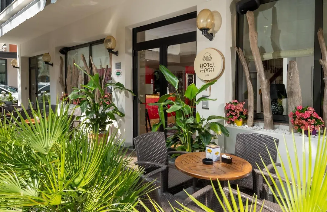 Hotel Anna Gabicce Mare-1